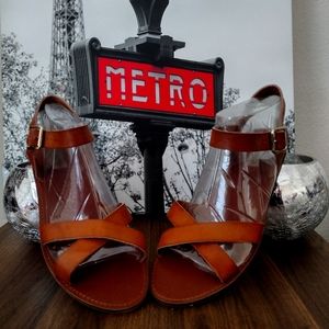 Steve Madden size 10m/Dr.Scholls size10/WildDiva size 11/Rialto size10